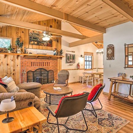 Big Bear Cabin With Deck And Hot Tub, Near Resorts! Big Bear Lake Exteriör bild