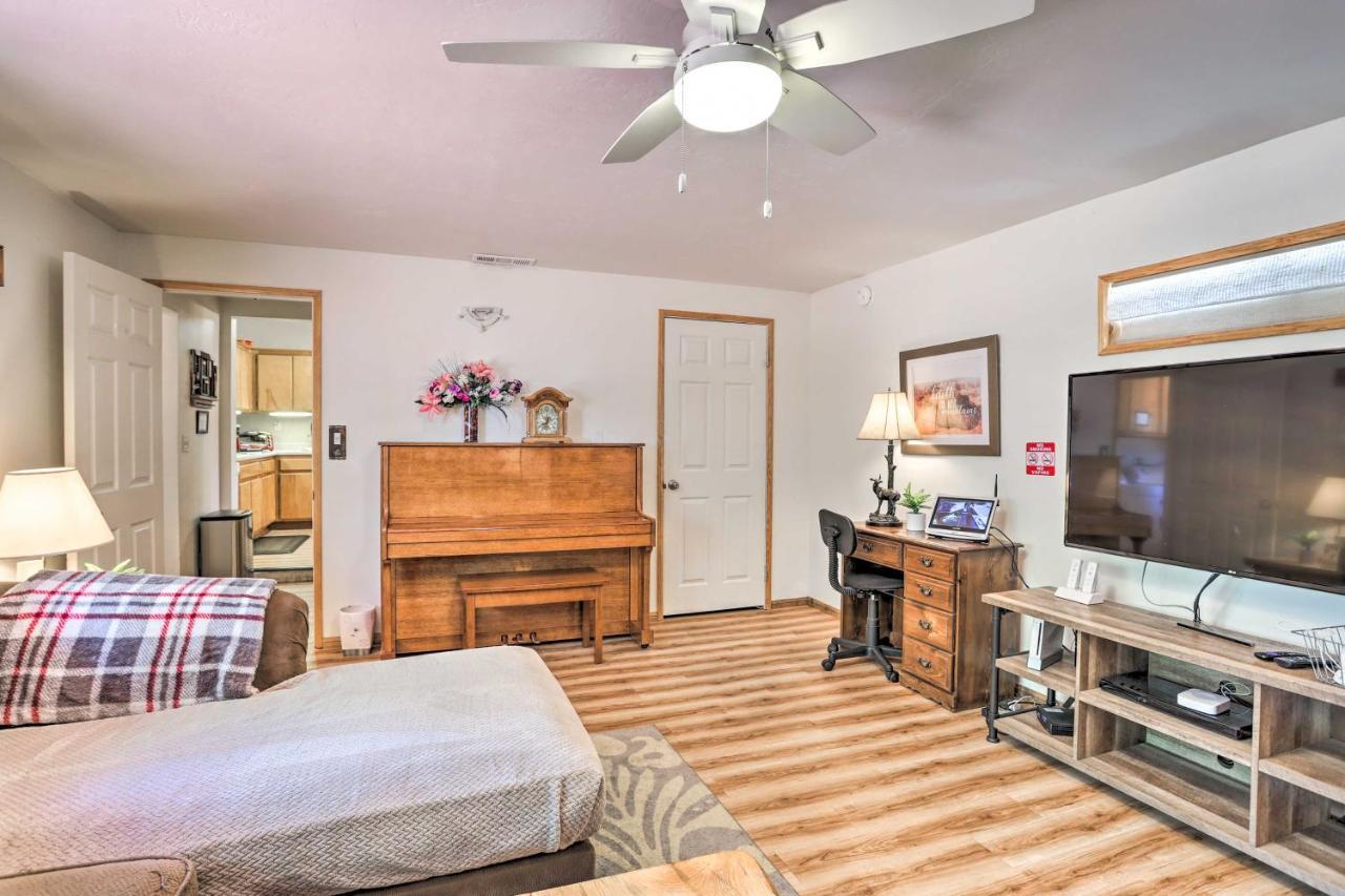 Big Bear Cabin With Deck And Hot Tub, Near Resorts! Big Bear Lake Exteriör bild
