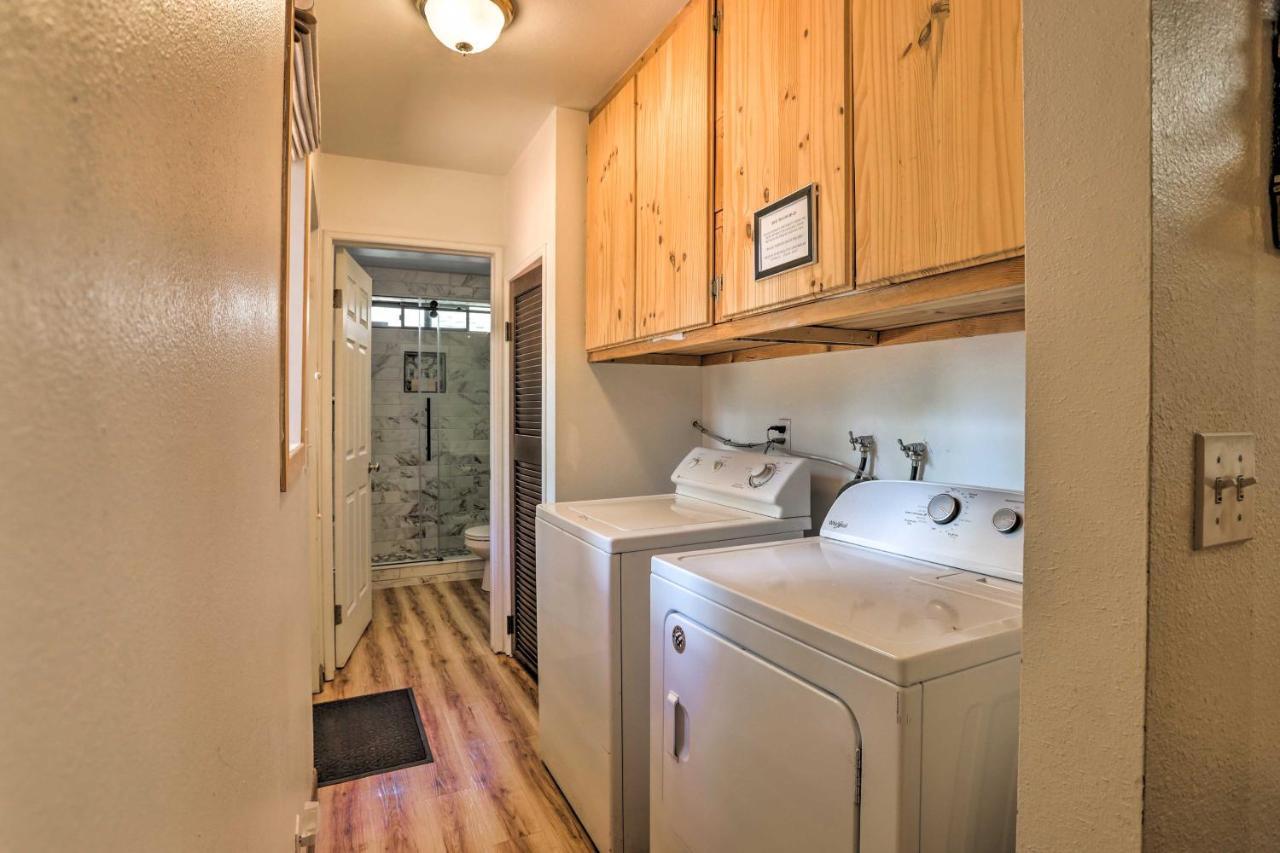 Big Bear Cabin With Deck And Hot Tub, Near Resorts! Big Bear Lake Exteriör bild