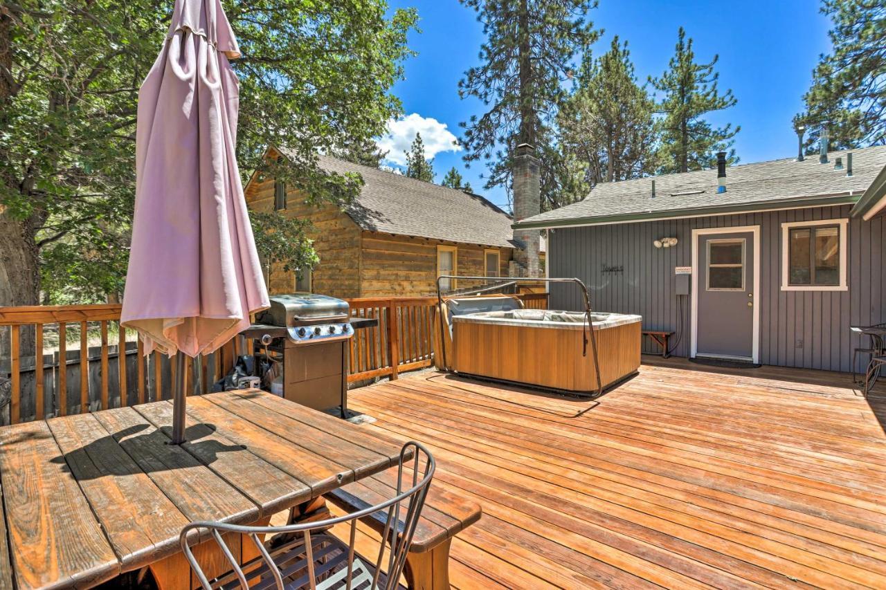 Big Bear Cabin With Deck And Hot Tub, Near Resorts! Big Bear Lake Exteriör bild